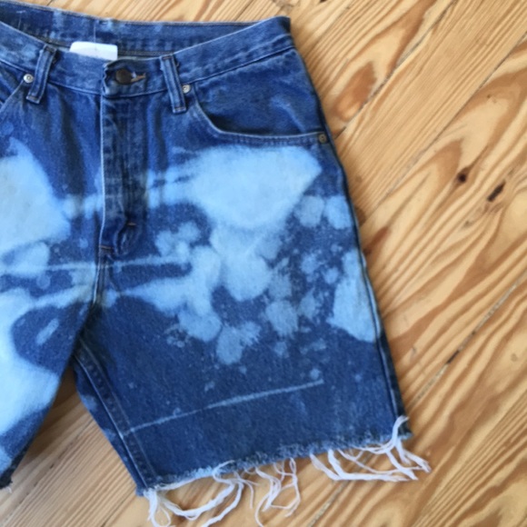 Wrangler Acid wash jean shorts - Picture 5 of 5